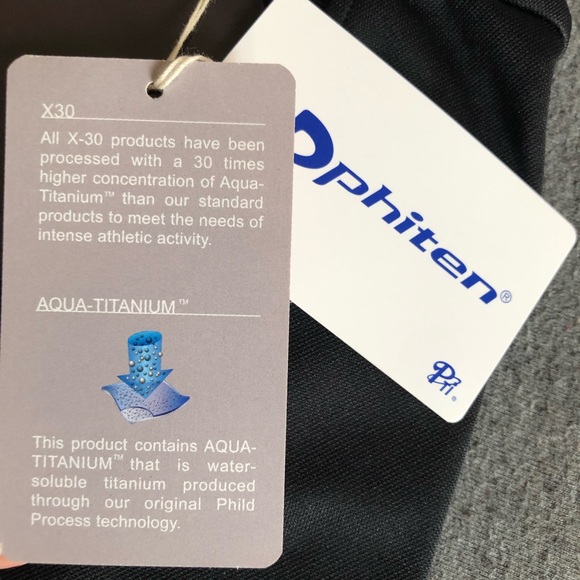 Phiten X30 Aqua Titanium Short Sleeve Shirt (Black) Small - Picture 14 of 14